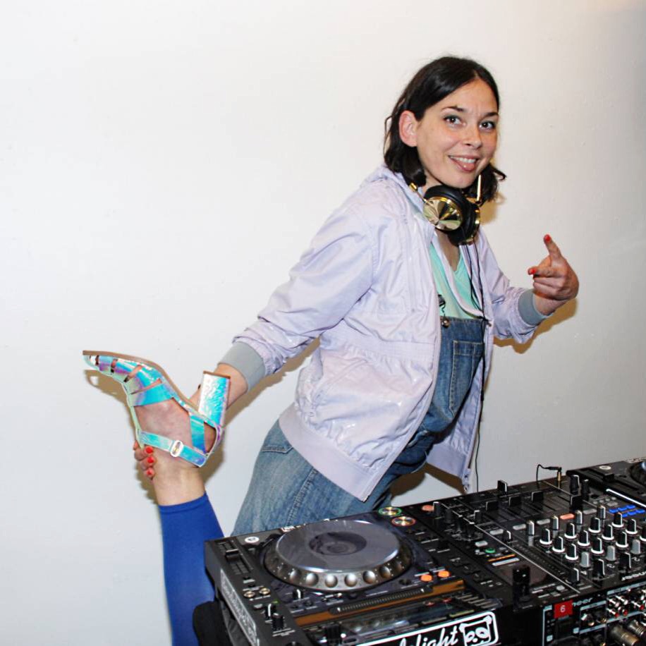 @ OFR /SARENZA PRESS PARTY - PARIS